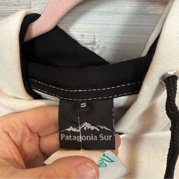 Patagonia Sur Ushuaia Argentina Hoodie | World’s End Souvenir White S - Picture 2 of 7